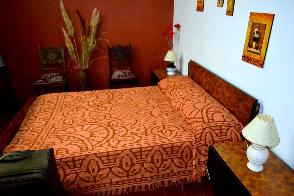 Hotel Casona La Boheme Buenos Aires Ruang foto